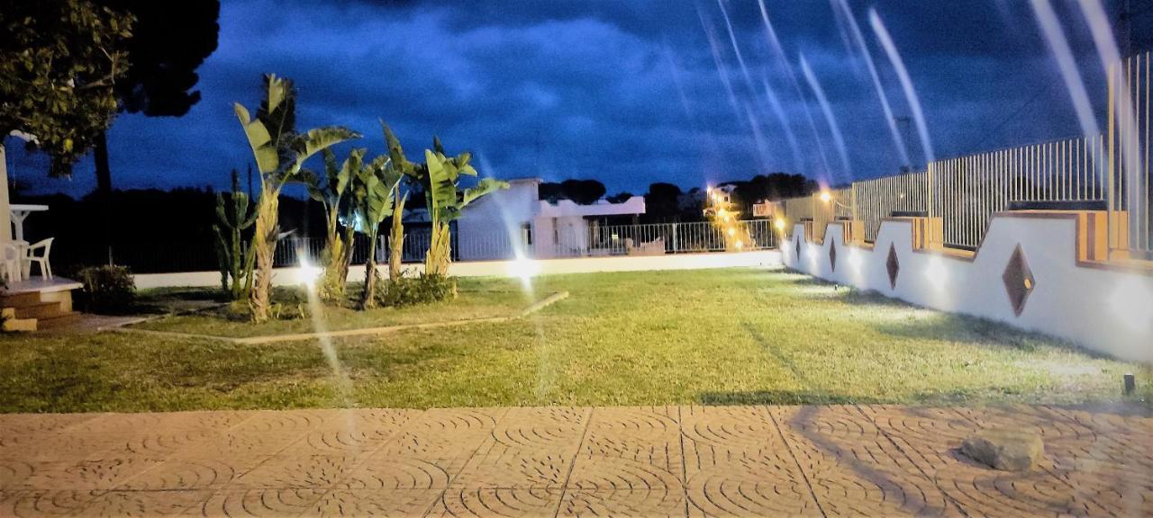 Appartamenti In Villa Polimnia Fontane Bianche Luaran gambar